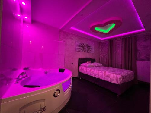 Poteries Apartment | Nid d'Amour