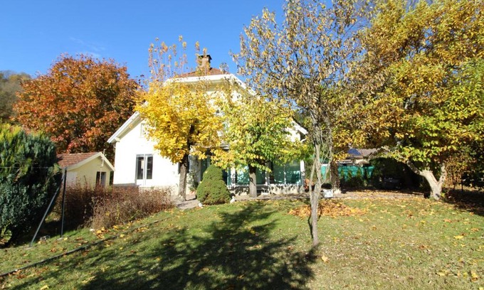 Fresse-sur-Moselle House | Nikolasheim