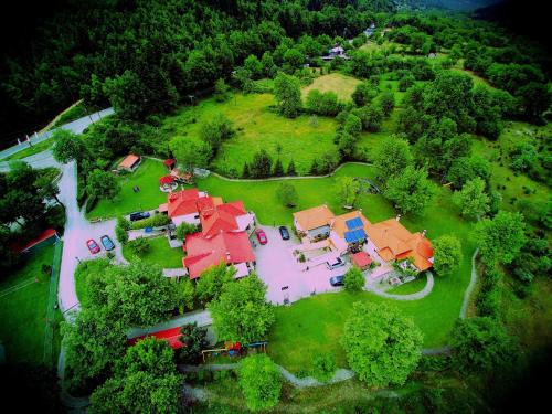 Kakalioraiika Apartment | Ninemia Stay and Play