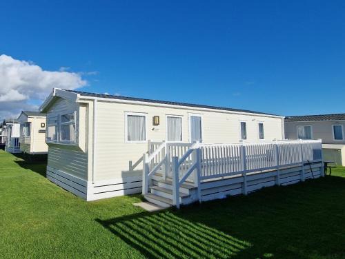 Selsey House | Nirvana, West Sands, Selsey