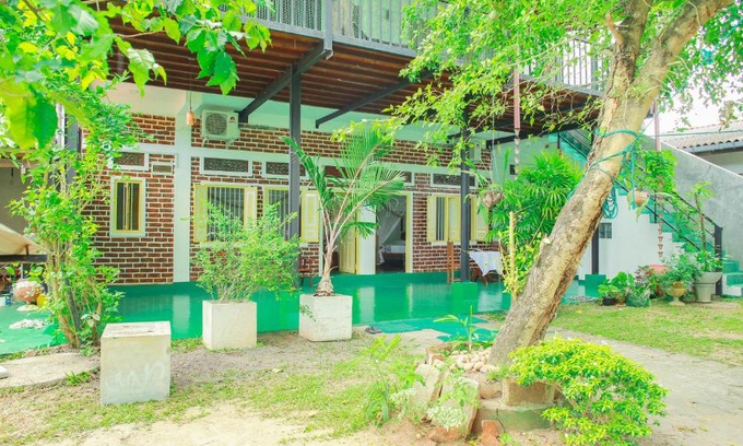 Mirissa House | Nissan Family Rooms and Rooms
