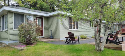 Minocqua House | Nitschke's Resort Cabin #7
