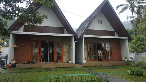 Sukasada House | NN Homestay