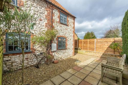 Thornham House | No 33 Cottage 4