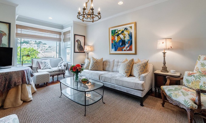 Noe Valley Apartment | Noe Valley, San Francisco Spacious Flat available April 1st 2026