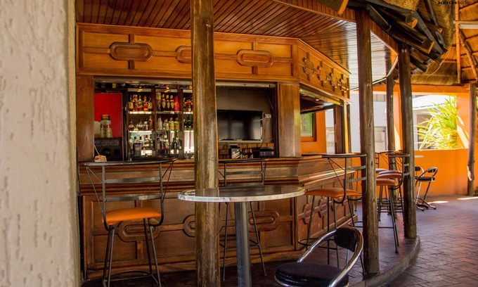 Lusaka Cabin | Nomad's Court Lodge