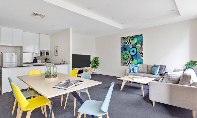Melbourne Central Business District Apartment | Nook Melbourne - Collins Street