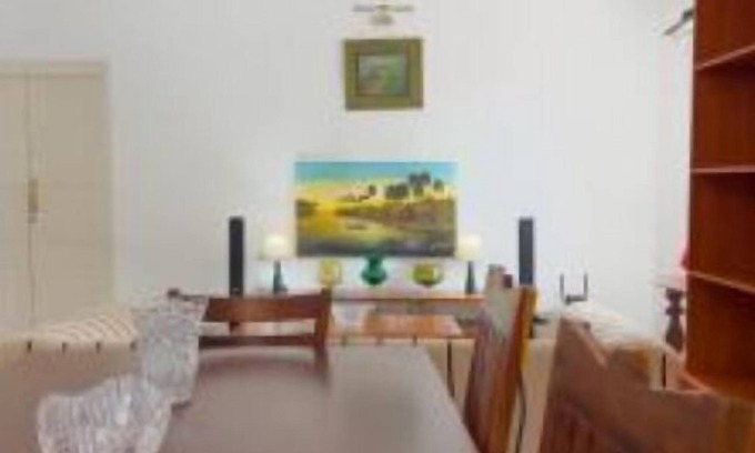 Kollupitiya Apartment | Nora Lynn Deluxe Double Room with Extra Bed