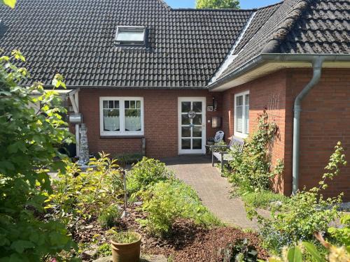 Tarp Apartment | Nord-Ostsee-Nest - FeWo mit Sonnenterrasse und Wallbox