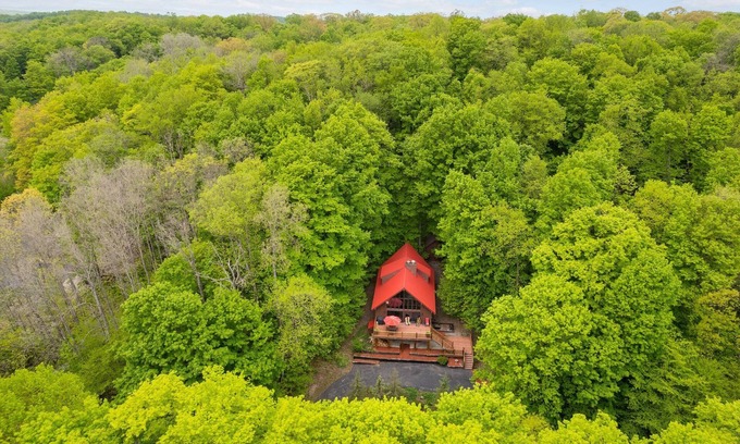 Bellaire Cabin | Nordic Serenity at Schuss Mountain, Sleeps 16!