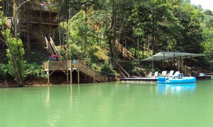 Lakeside Estates House | "”NORRIS LAKESIDE LOUNGE”