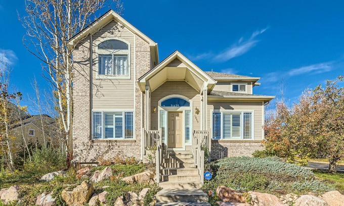 Dakota Ridge - Northbriar House | North Boulder Family Home