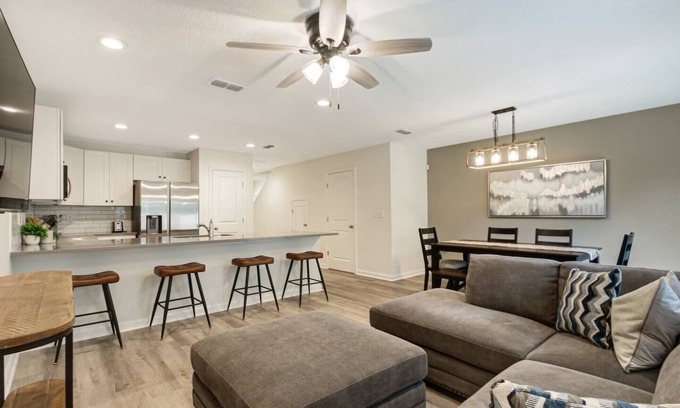 St. Nicholas House | Northeast Florida Retreat