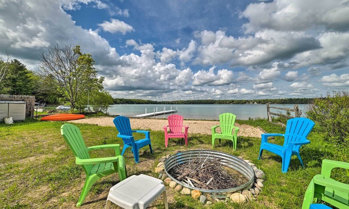Kalkaska Cottage | 'northern Nights Beachfront Cottage' in Kalkaska