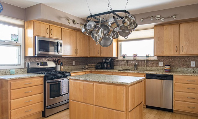 Northshore Triangle House | Notre Dame Getaway – Game Day or Any Day