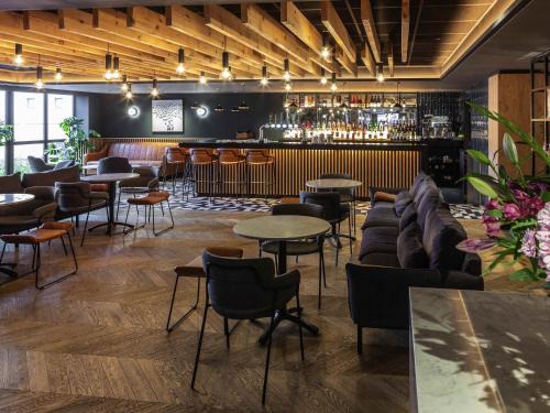 Little Hay Hotel | Novotel Birmingham Airport Terminal Building - NEC