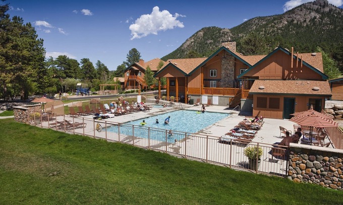 Estes Park Resort | Now we are talking … ESTES!