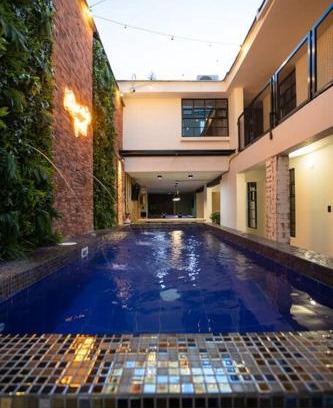 La Florida Villa | NOWA Provenza -Private Villa with Heated Pool & Spa