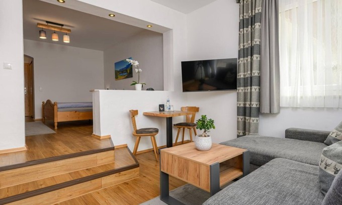 Wallgau Apartment | "Nr. 1" apartment, shower, WC, 1 bedroom - Wallgauer Hof, vacation apartments