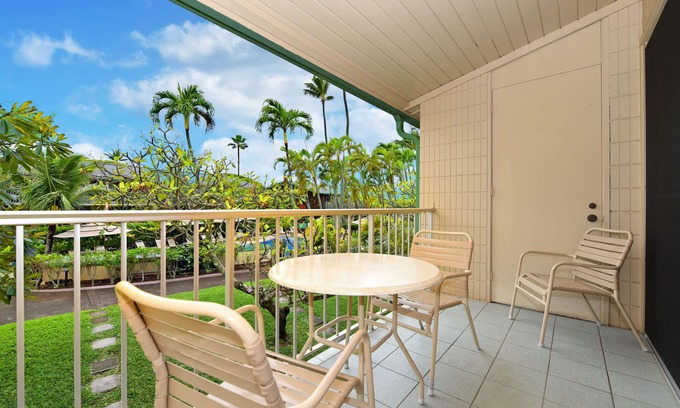 Napili Condo | NS D230 Studio w Pool Steps to Napili Bay