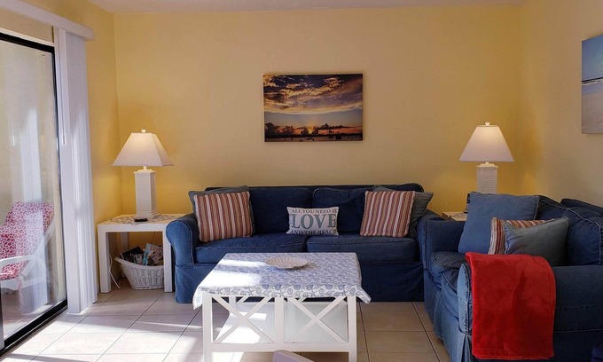 St. Augustine Beach House | Nt of Lights!6 MIN WALK TO BEACH HEATED POOL & TENNIS 2BR, 2.5BA 5-star Reviews