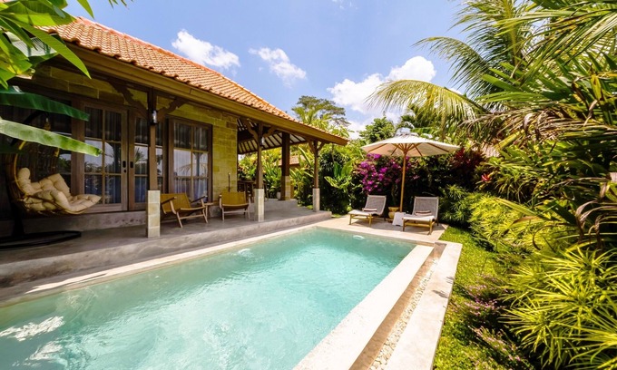 Ubud Villa | Nyaman Villa 2 by EVDEkimi – romantic escape among rice fields w/pool, terrace - Long stay extras
