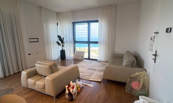 Bat Yam Apartment | O&O Group- Stylish 3BR Family Retreat