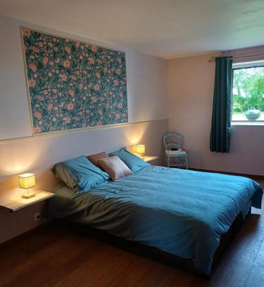 Montreuil-le-Henri House | O'Pix Cottage