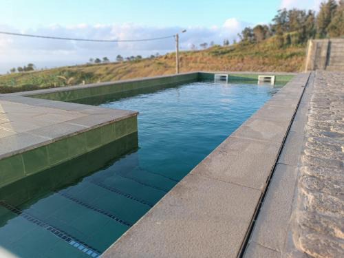Lombada Velha House | Oak Tree House
