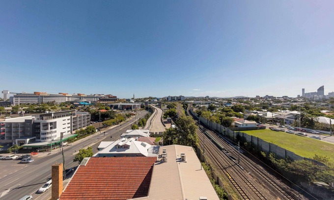 Woolloongabba Apartment | Oaks Brisbane Woolloongabba Suites