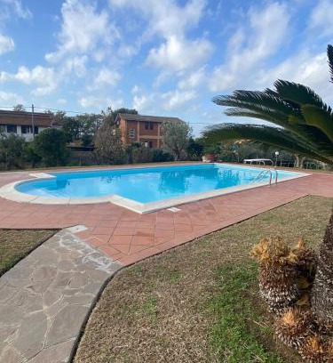Aprilia House | Oasi di Angelica villa con piscina privata