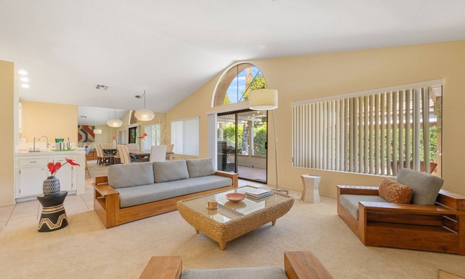 Palm Desert Condo | Oasis CC, 42738 Liolios Dr, Palm Desert