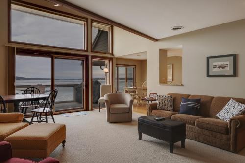 Boyne City House | Ocasa Vista
