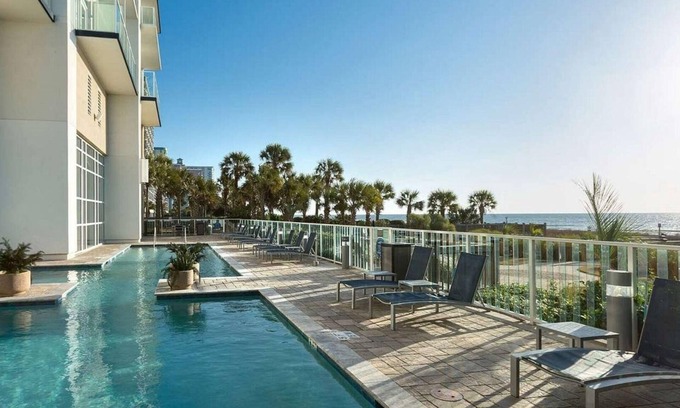 Myrtle Beach Resort | Ocean 22 by Hilton Grand Vacations 1-Bedroom – Coastal Bliss in Myrtle Beach