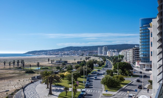 Figueira da Foz Apartment | Ocean 52 by Rent4All