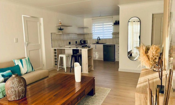 Big Bay Apartment | Ocean Breeze 138