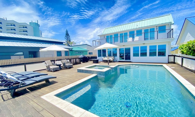 New Smyrna Beach House | Ocean Front Beach Home Private Pool/Spa Great Location 6-seat Golf Cart for Rent