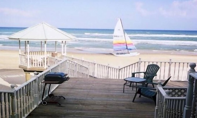 South Padre Island House | Ocean front house, right on the beach.