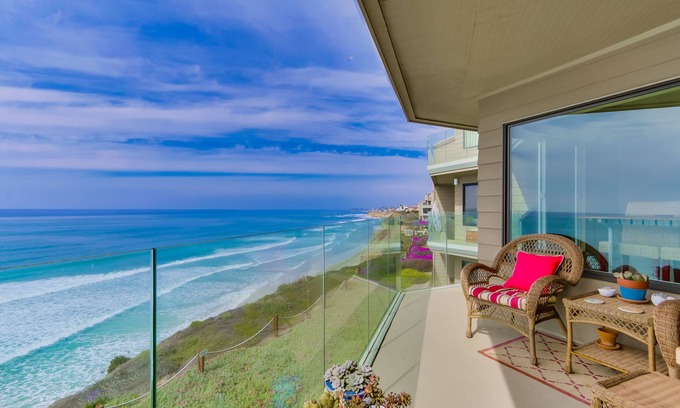 Solana Beach Condo | Ocean Front Views Luxury Beach Condo, Pool, Spa, Fast Wifi