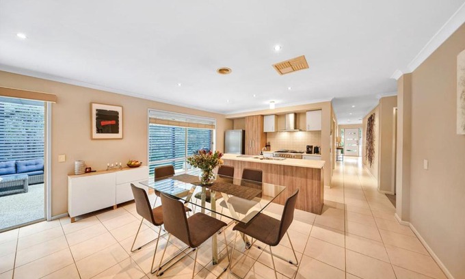Ocean Grove House | Ocean Grove retreat