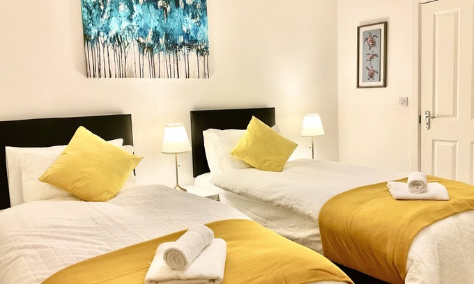 Colchester House | Ocean Home Stay Double rooms ensuite room