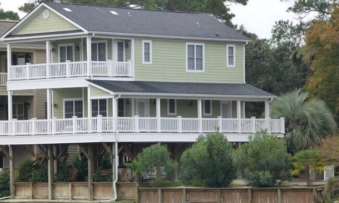 Myrtle Beach House | Ocean Lakes -'Beautiful Lakefront Home' Site MH-09A "