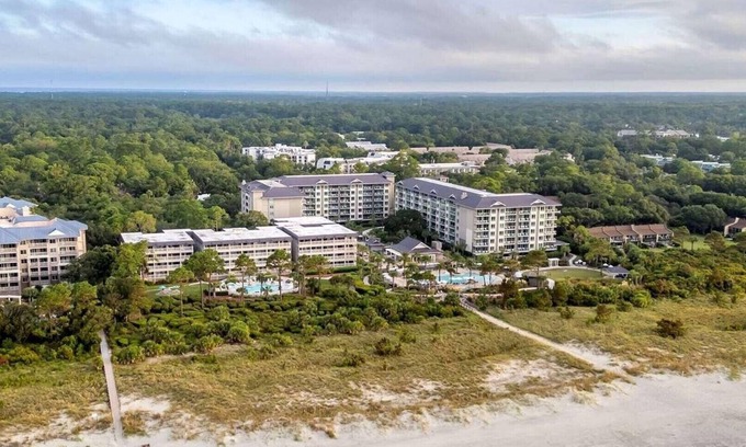 Hilton Head Island Resort | Ocean Oak by Hilton Grand Vacations: Your 2-Bedroom Coastal Haven