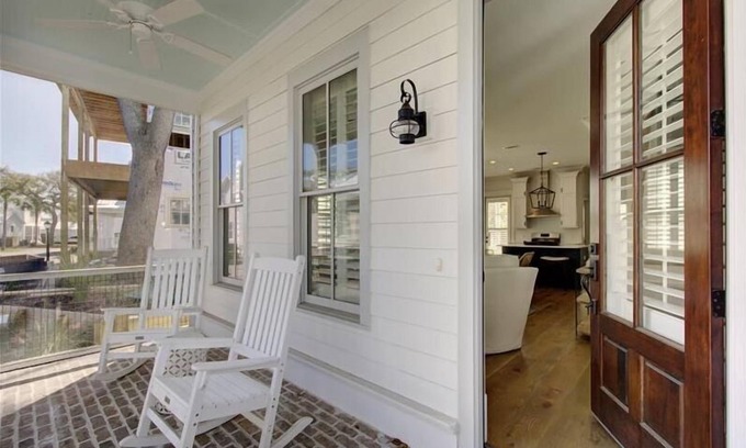 Jekyll Island House | Ocean Oaks 23 - beautiful coastal home steps away from pool and beach