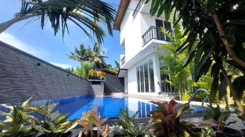 Thalaramba Hotel | Ocean Pearl Dream Hotel