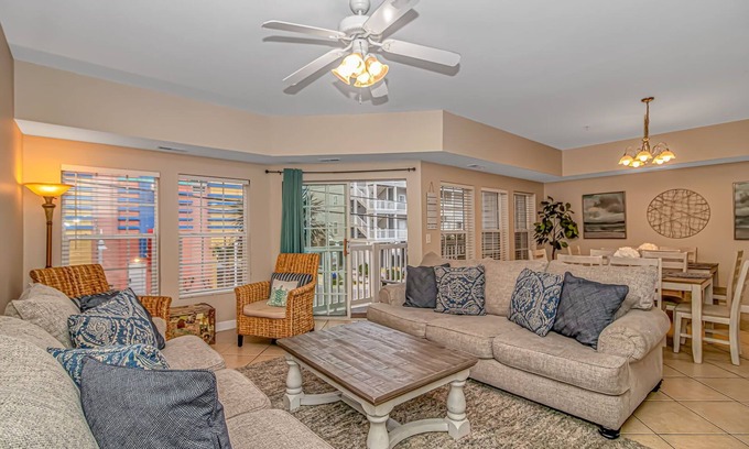 Cherry Grove Beach Condo | 🌊 Ocean View 🌊 2 Pools 2 Balconies 👣 150 ft to Beach 👣 Sleep Up To 16 People