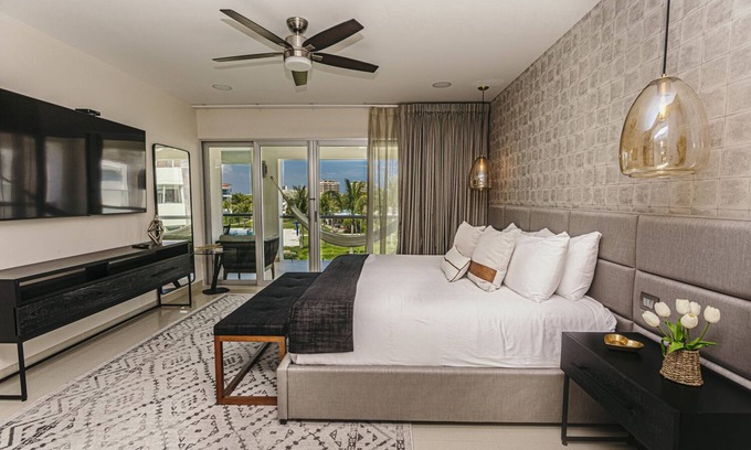 Puerto Juarez Condo | Ocean View 4 bedroom Apartment Beach Accesible 4,5 bath sleeps 10
