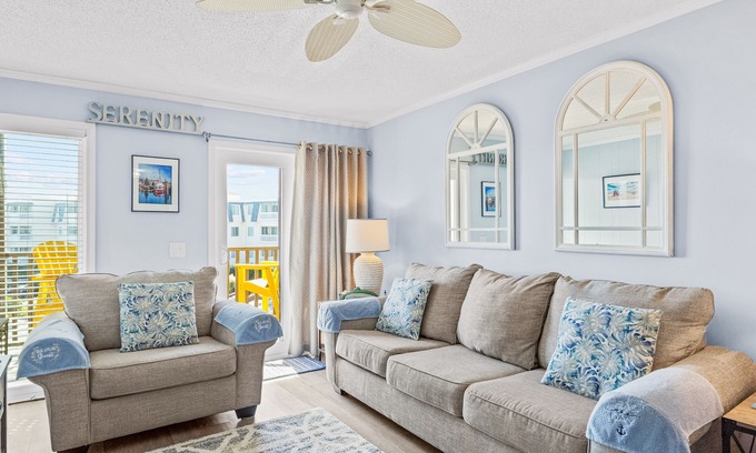 Morehead City Condo | Ocean view condo with pool access, central AC, WiFi, and private washer/dryer