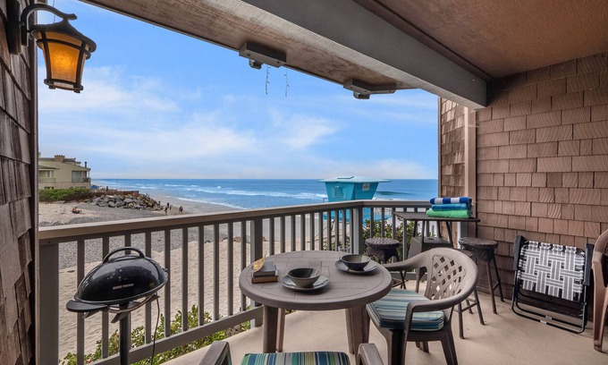 South Oceanside Condo | Ocean-view condo with private deck, washer/dryer, fireplace, & easy beach access