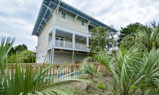 North Litchfield Beach House | Ocean View - North Litchfield Beach - Private Pool